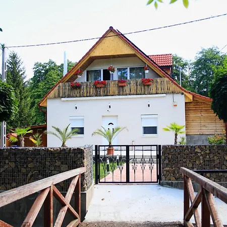 Country Maison d'hôtes 3*